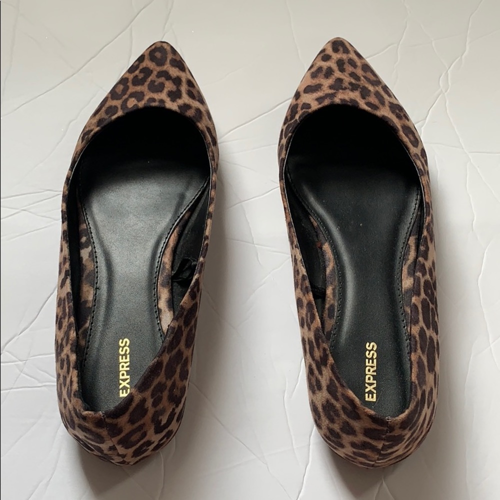 Express flats only worn once